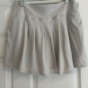 Vuori sport skort Apparel